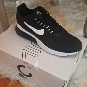 Nike Air Max 270 React Brand New